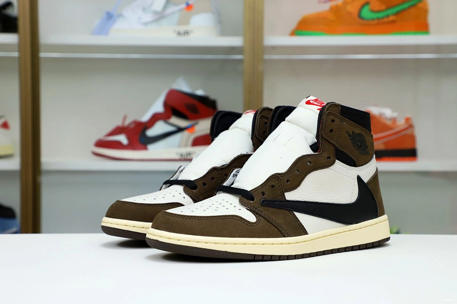 JORDAN X 1 TRAVIS AIR OG RETRO 'MOCHA' SCOTT HIGH 1027